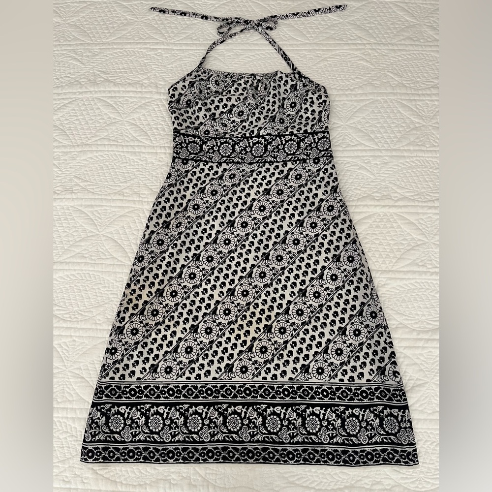 LOFT A Line Halter Sundress Black White Floral Lined Side Zipper Elastic Back 4